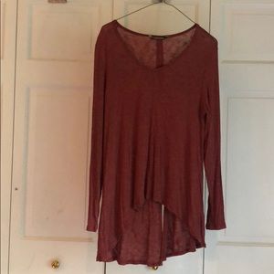 Peyton Jensen maroon Long-sleeve w/ slit in back